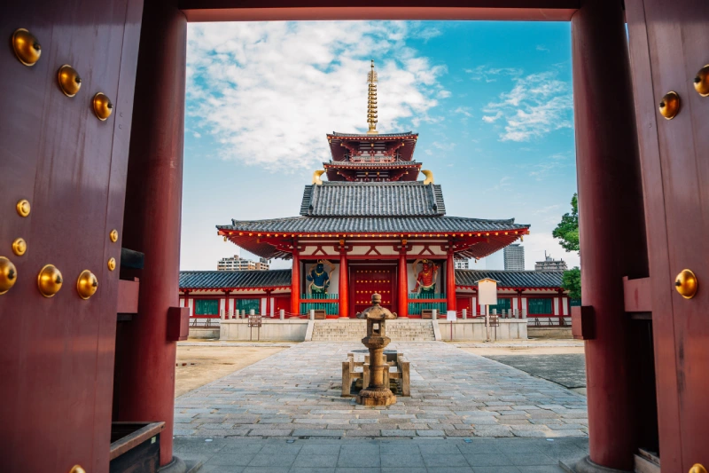 Explore Vibrant Japan