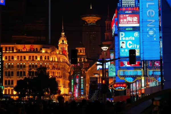 Overnight Hong Kong Stay in Shenzhen